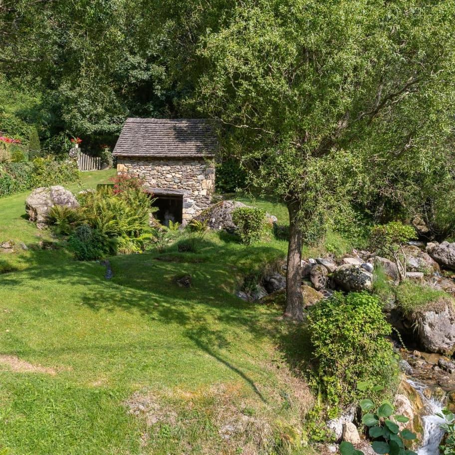 Maison à Ainerak à Ste Engrace La Pierre Saint Martin Exterior foto